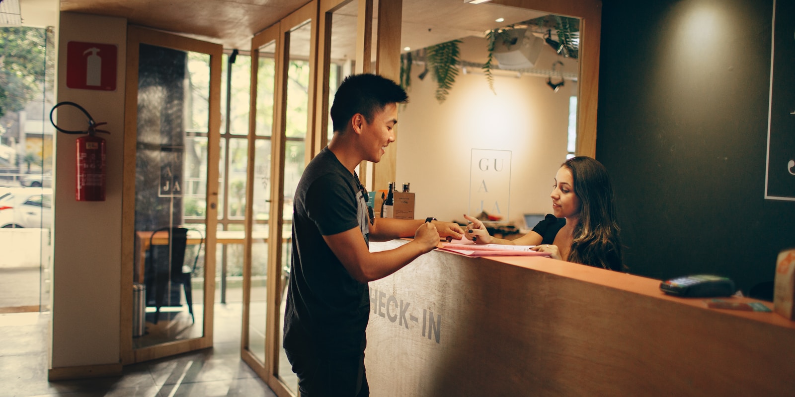 How Boutique Hotels Use AI to Out-Personalize the Big Brands